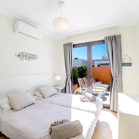 Calluna 491 2 Bedroom With & Resistance Pool Villa Playa Blanca (Lanzarote)